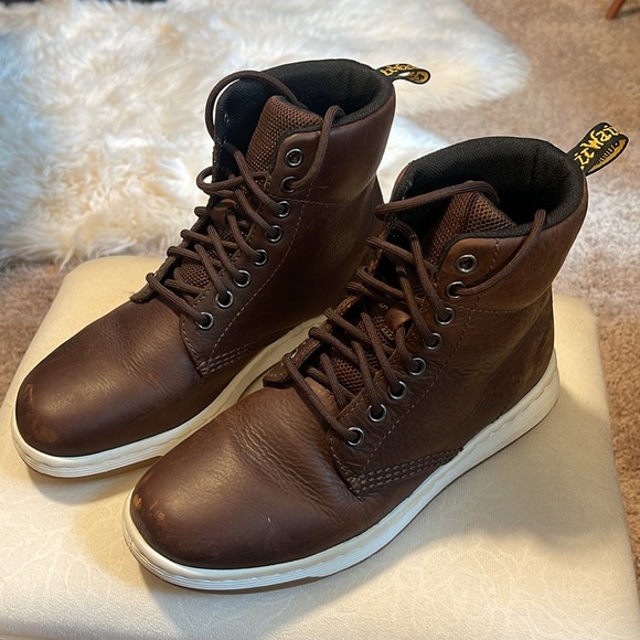 Dr. Martens Rigal Leather Boot - Picture 5 of 10